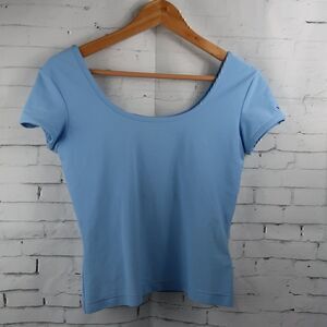 TOMMY HILFIGER LIGHT BLUE STRETCH SHORT SLEEVE WORK OUT TOP WITH BUILT IN BRA